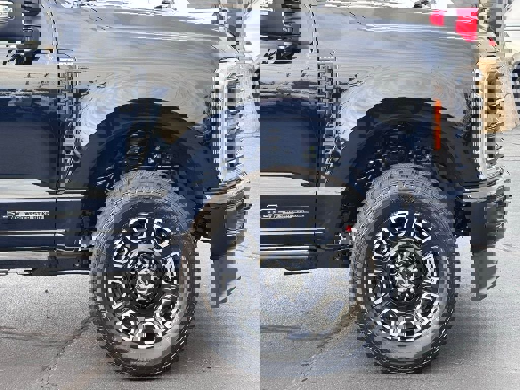 New 2026 Ford F250 Platinum w/ FX4 Off-Road Package AWD/4WD image 51