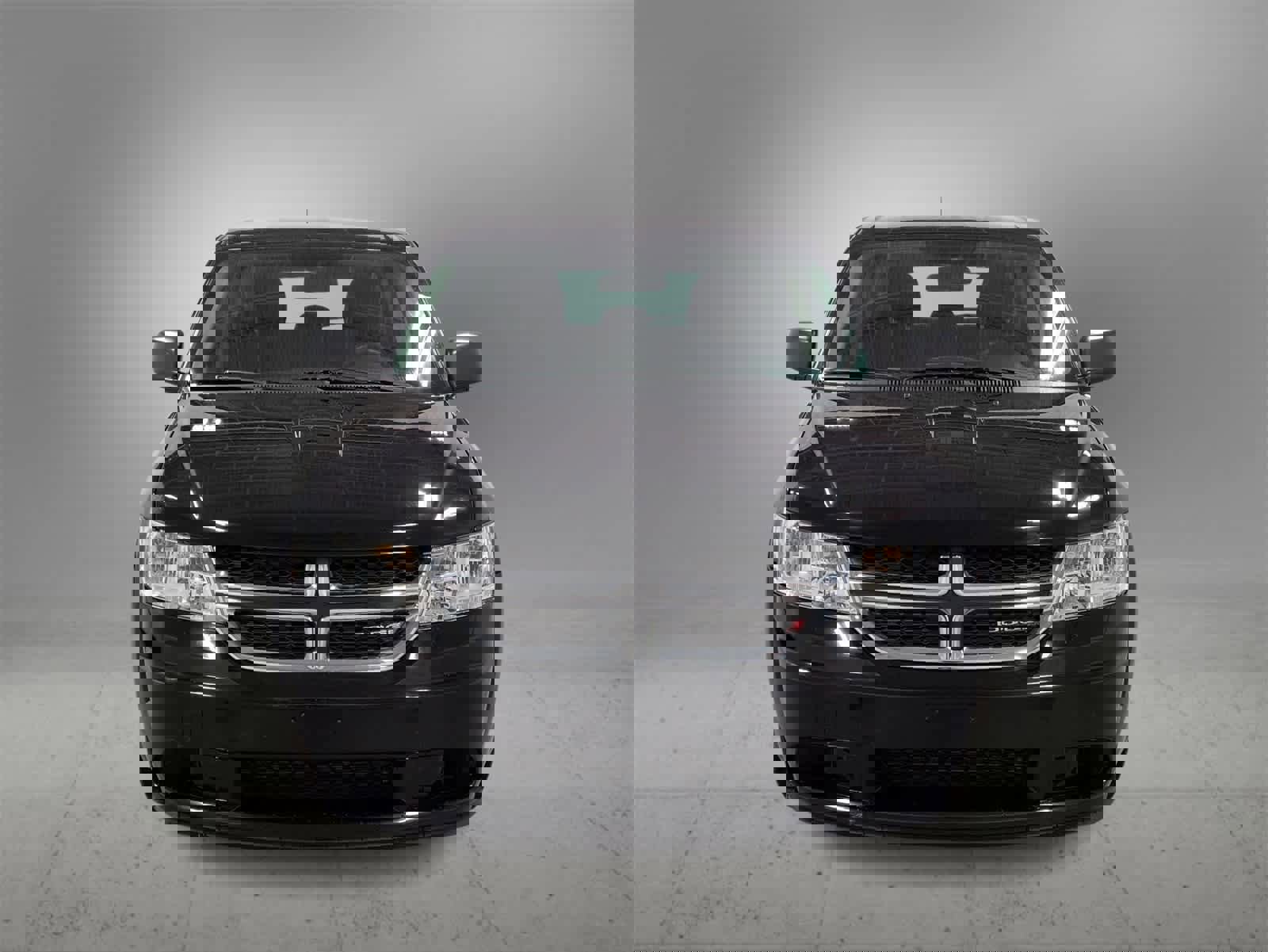 Used 2018 Dodge Journey SE image 3