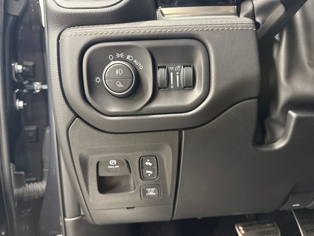 Used 2026 RAM 1500 Tungsten w/ Off Road Group AWD/4WD image 24