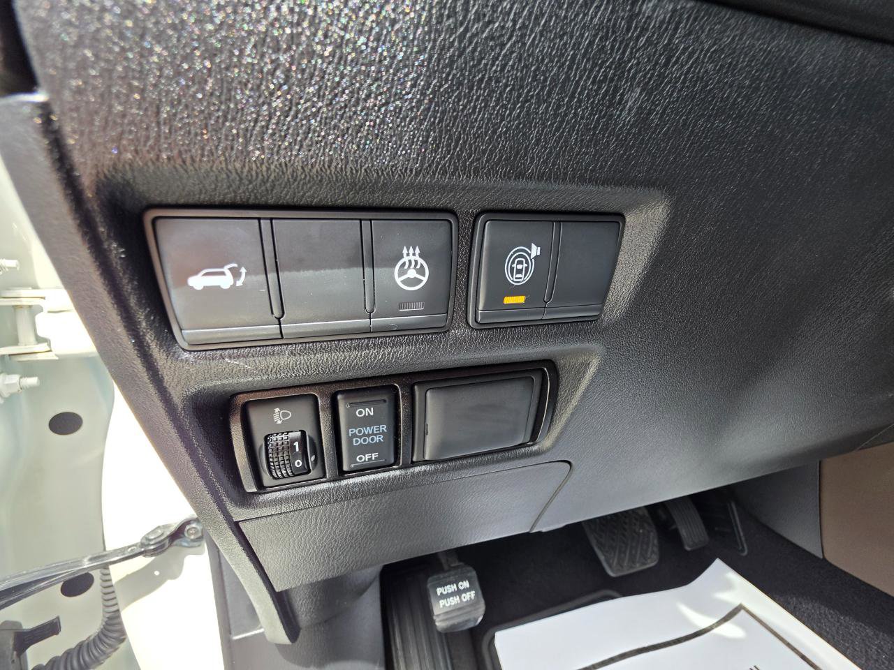 Used 2018 Nissan Armada Platinum RWD image 13