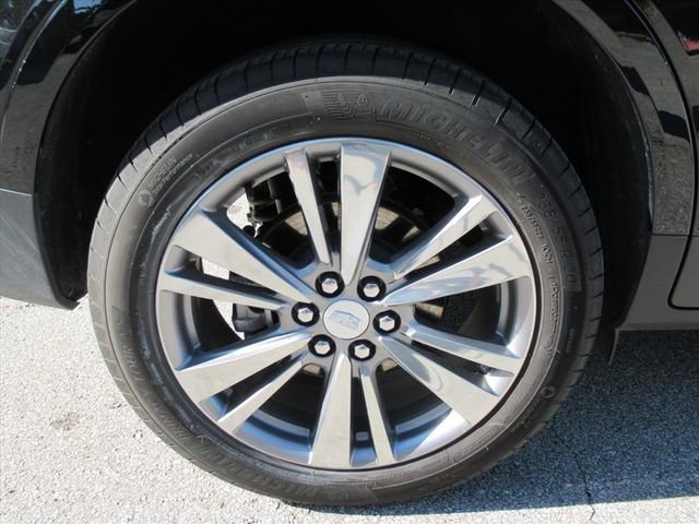 Certified 2025 Cadillac XT5 Premium Luxury image 9