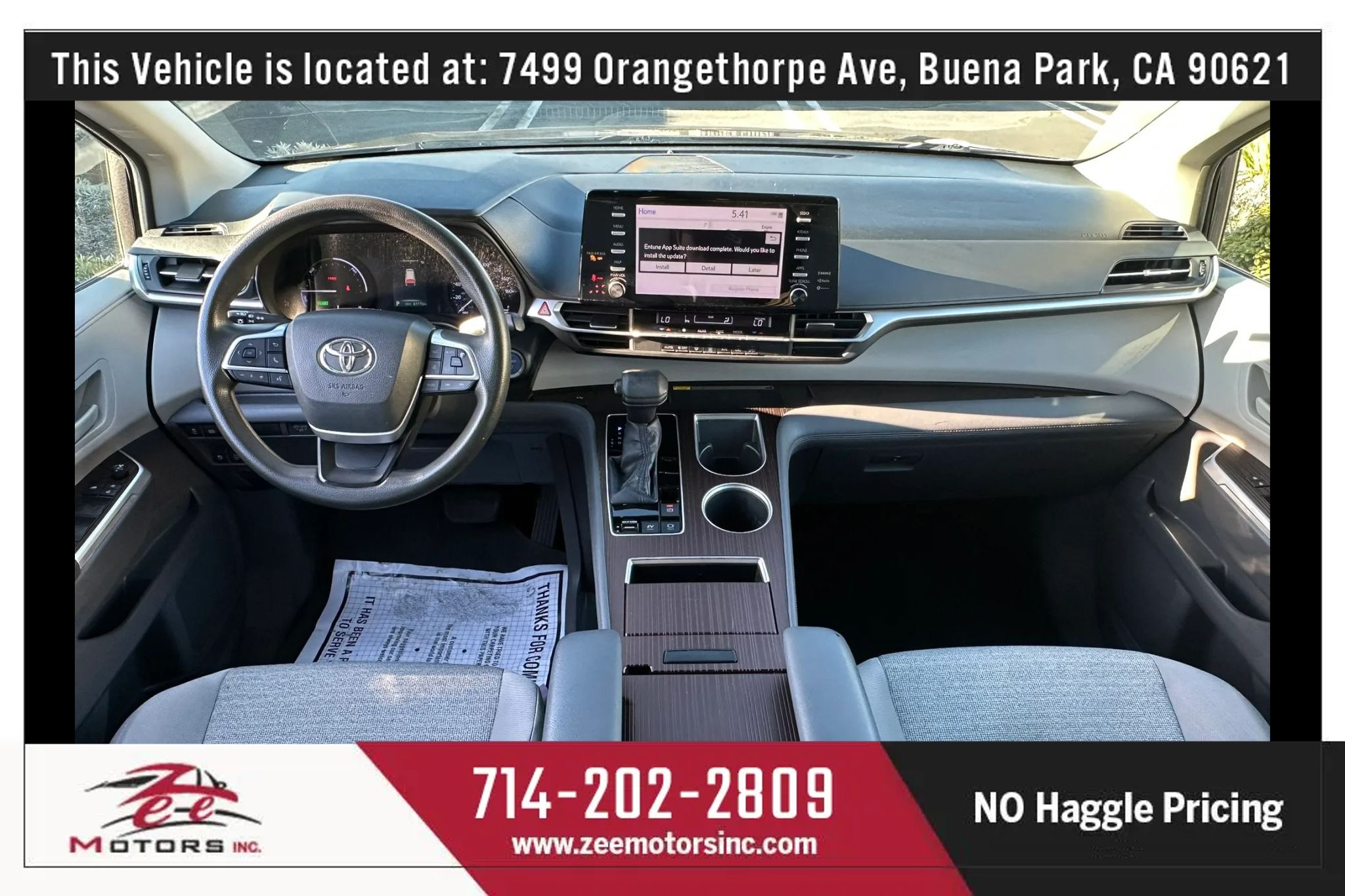 Used 2021 Toyota Sienna LE w/ LE Plus Package FWD image 17