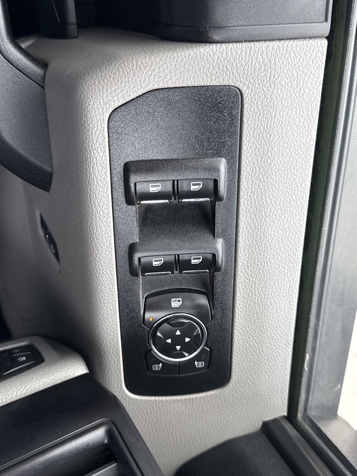 Used 2018 Ford F150 XL w/ Equipment Group 101A Mid AWD/4WD image 21