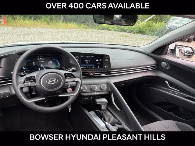 New 2026 Hyundai Elantra SE FWD image 6
