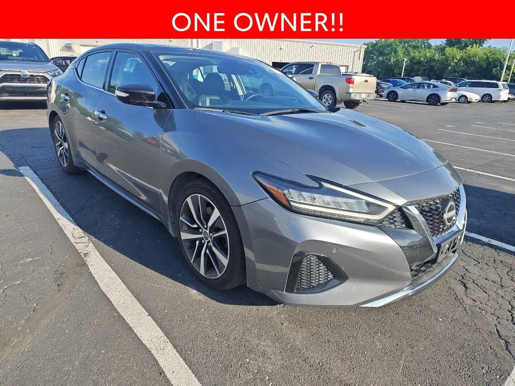 Used 2023 Nissan Maxima SL FWD image 3
