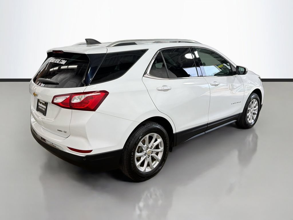 Used 2019 Chevrolet Equinox LT w/ Sun & Navigation Package AWD/4WD image 9
