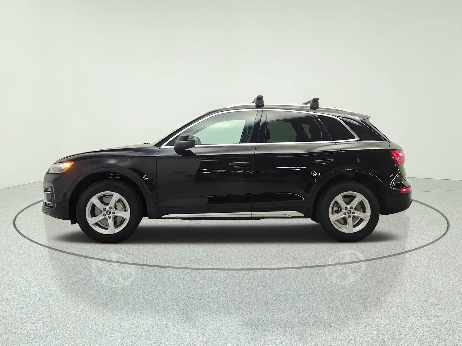Used 2023 Audi Q5 2.0T Premium w/ Convenience Package AWD/4WD image 8