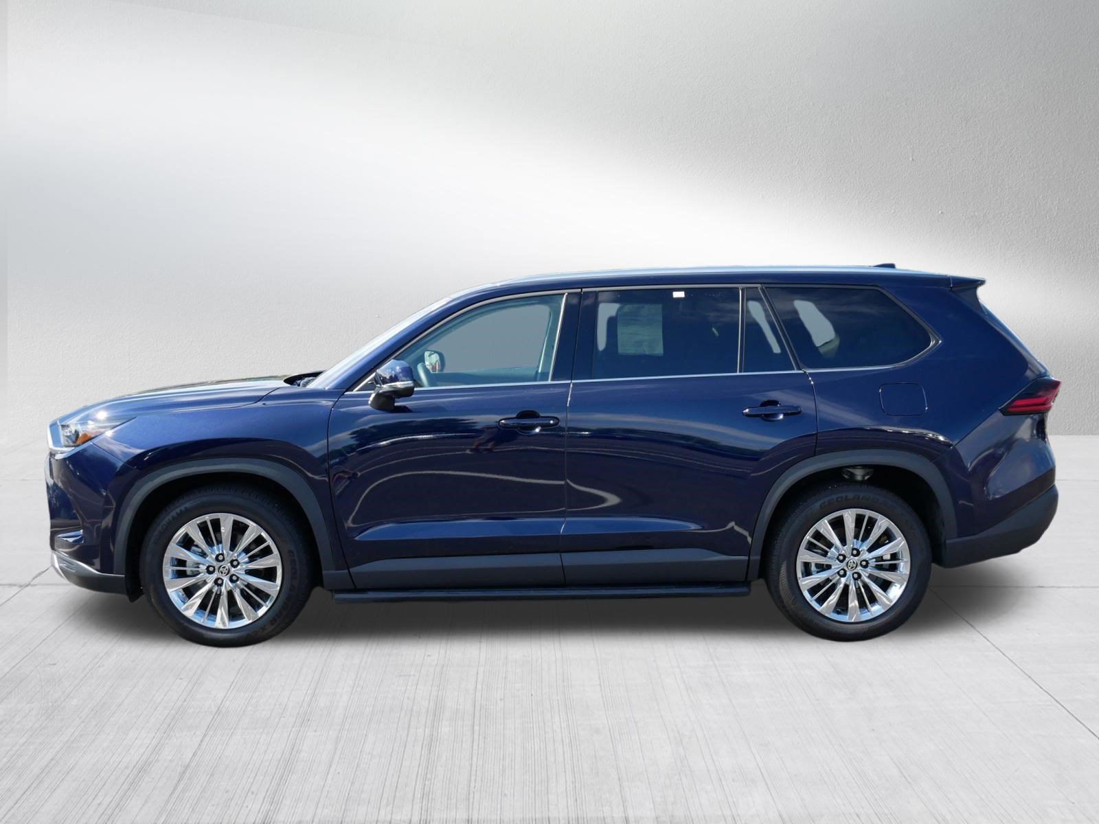 Certified 2025 Toyota Grand Highlander AWD image 4