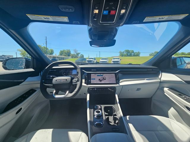 Used 2026 Jeep Cherokee Limited AWD/4WD image 12