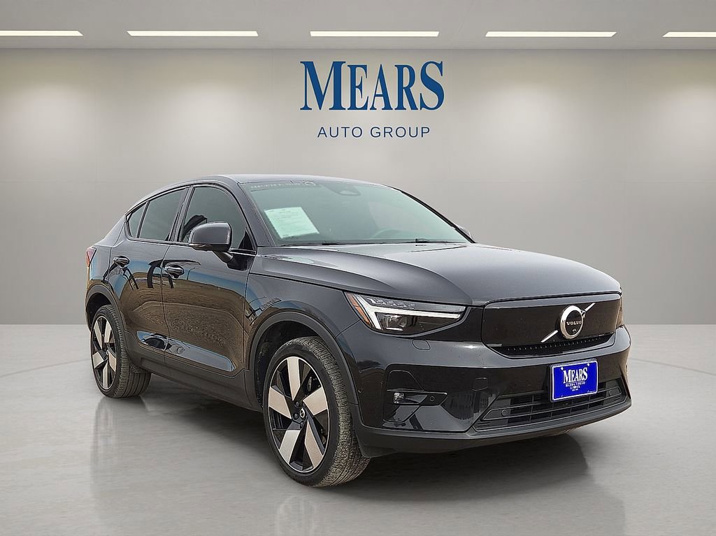 Used 2023 Volvo C40 P8 Recharge Ultimate image 8