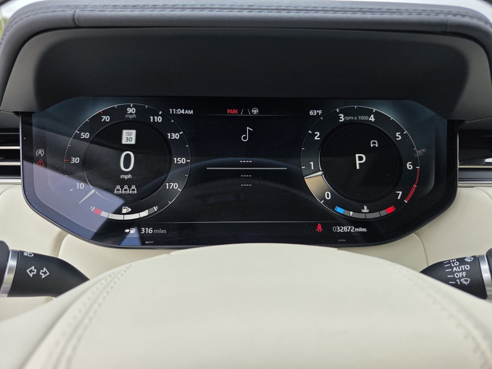 Certified 2023 Land Rover Range Rover SE image 19