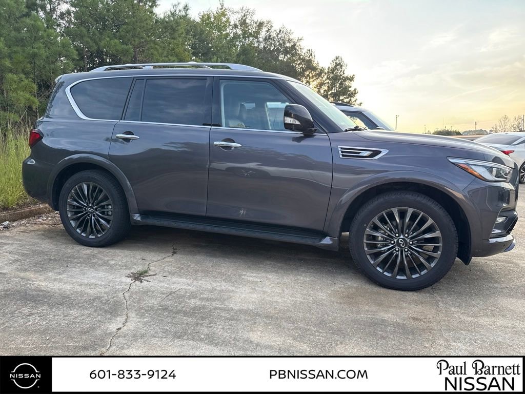 Used 2023 INFINITI QX80 Premium Select w/ Cargo Package image 7