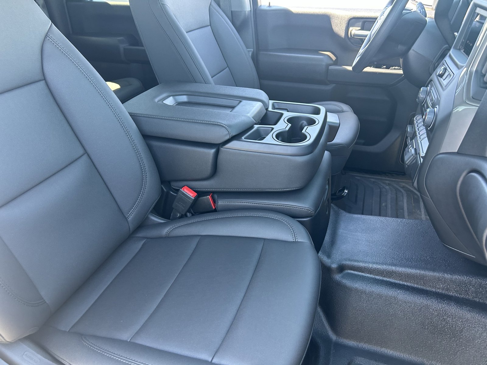 Certified 2026 Chevrolet Silverado 2500 W/T w/ WT Convenience Package AWD/4WD image 10
