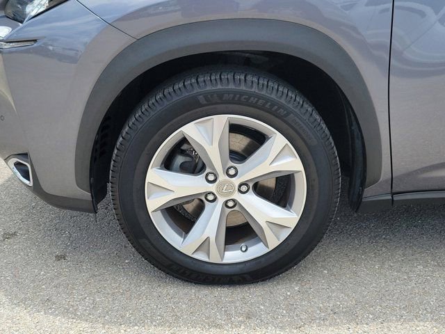 Used 2017 Lexus NX 200t AWD w/ Premium Package image 8