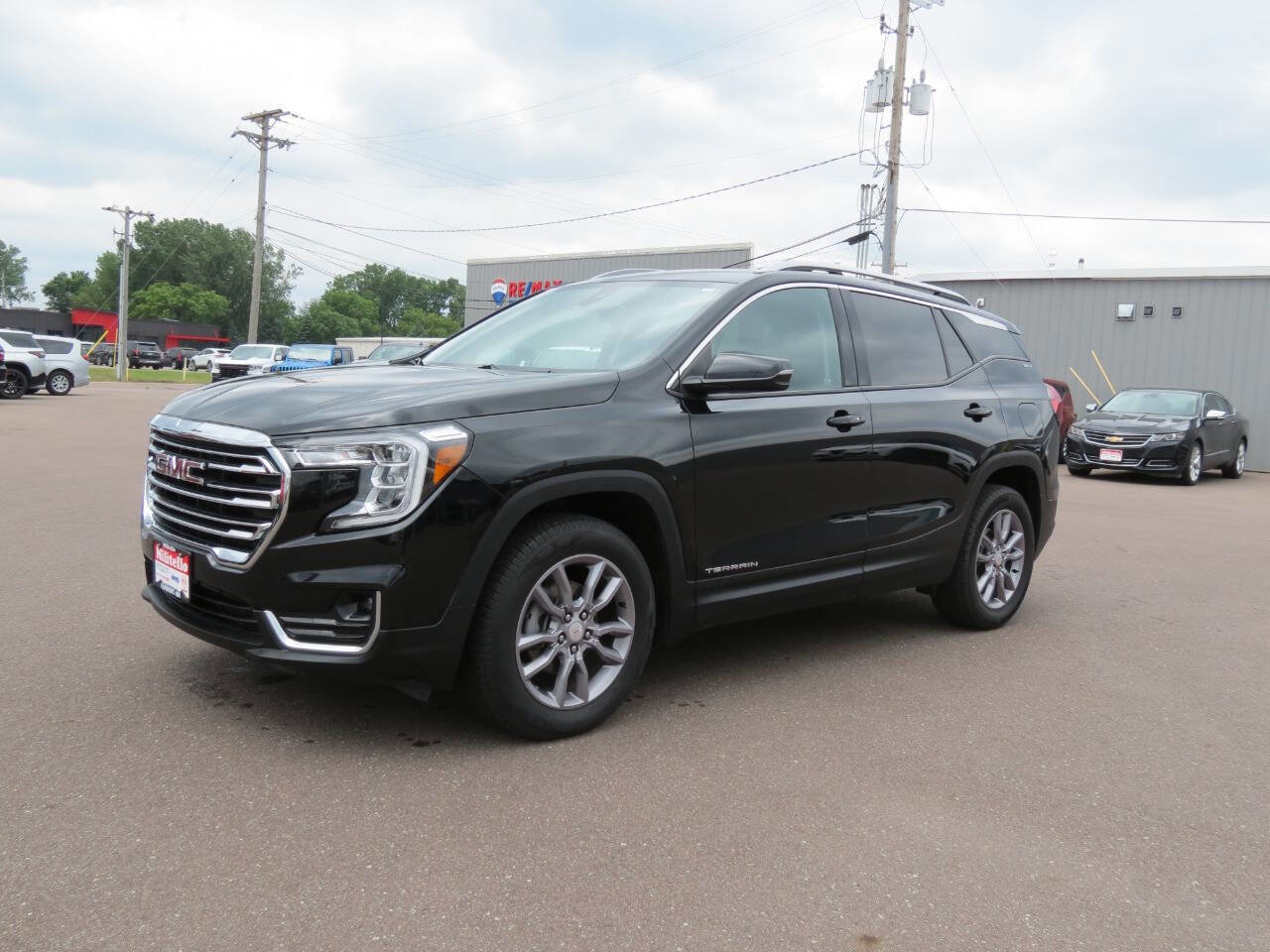 Used 2023 GMC Terrain SLT image 6