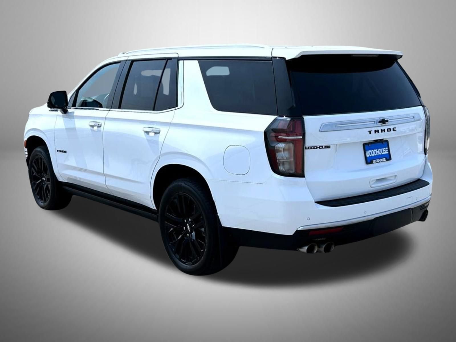 Used 2024 Chevrolet Tahoe High Country AWD/4WD image 8
