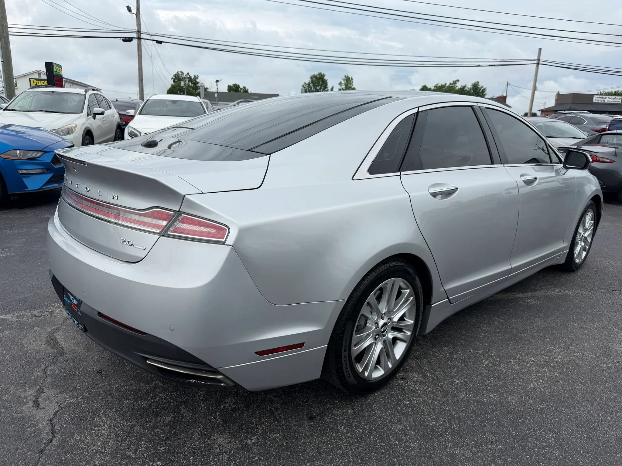 Used 2016 Lincoln MKZ w/ Equipment Group 200A Select FWD image 3