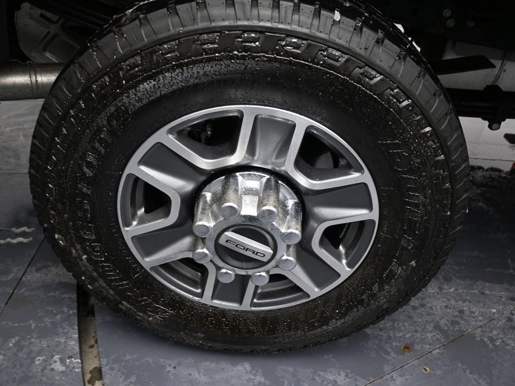 Used 2024 Ford F350 Lariat w/ Lariat Ultimate Package image 31