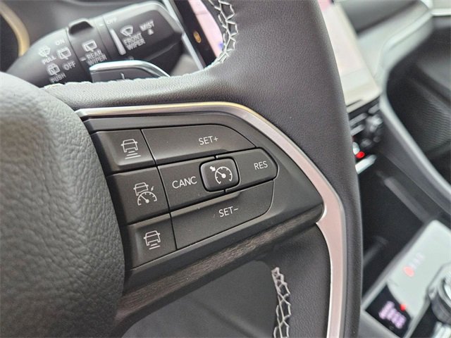 New 2025 Jeep Grand Cherokee Limited w/ Black Appearance Package image 16