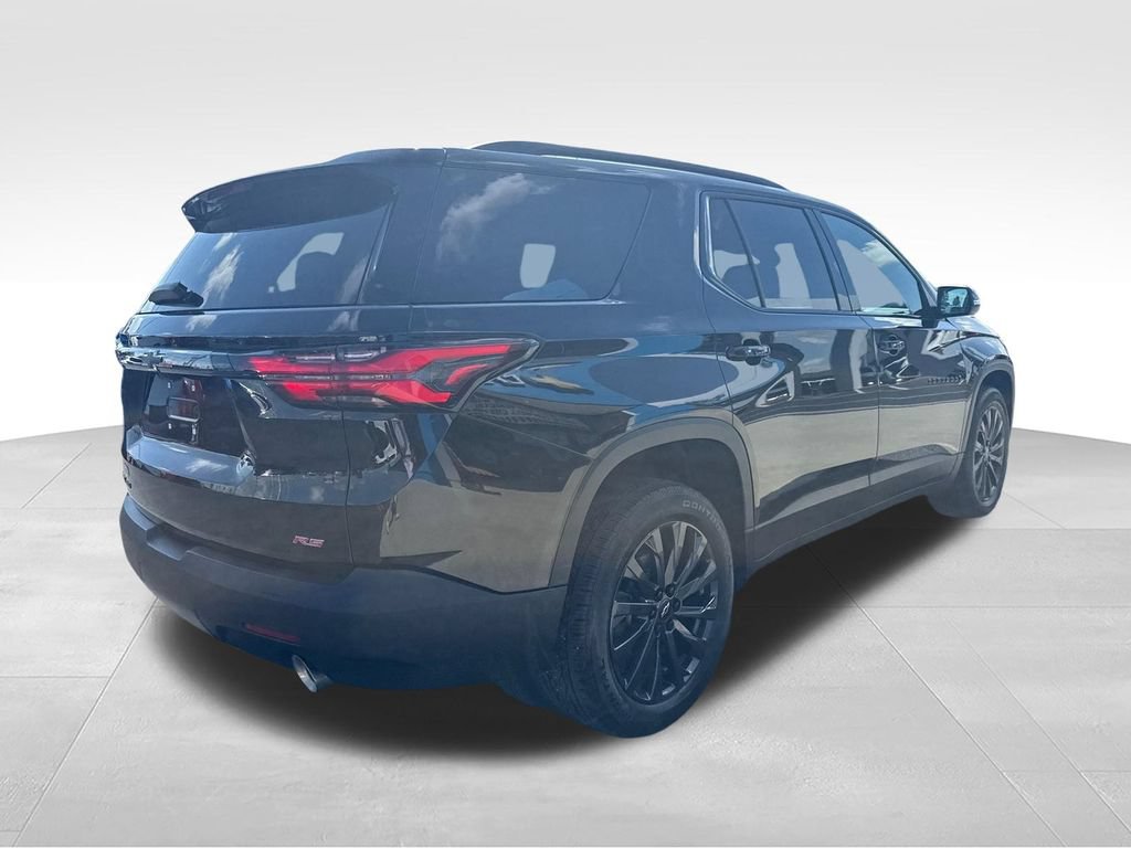 Used 2023 Chevrolet Traverse RS w/ LPO, Floor Liner Package AWD/4WD image 6