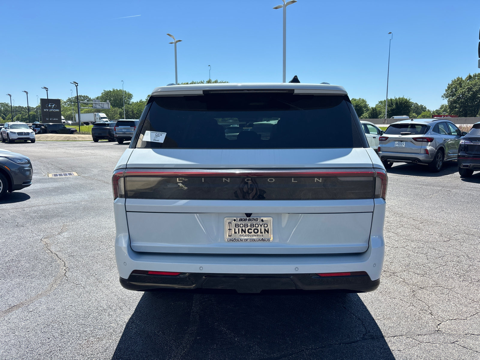 New 2026 Lincoln Navigator L Reserve w/ Jet Appearance Package AWD/4WD image 6