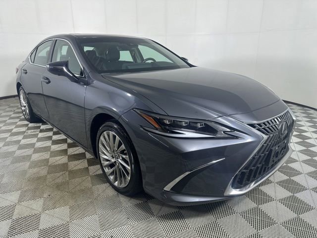 Used 2023 Lexus ES 300h Ultra Luxury w/ Accessory Package (Z2)