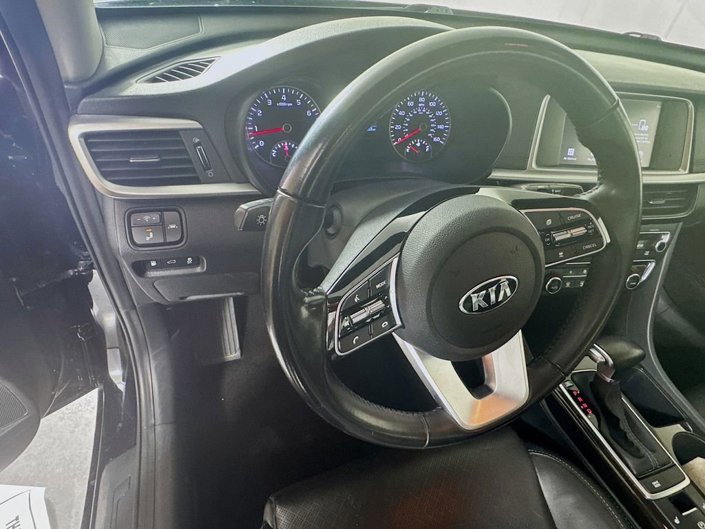 Used 2020 Kia Optima EX image 11