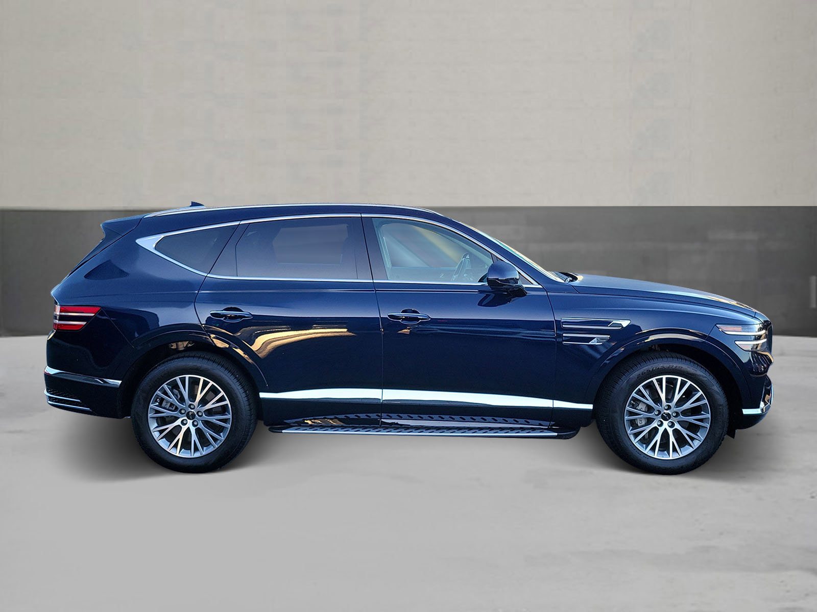 Certified 2025 Genesis GV80 2.5T Standard image 4