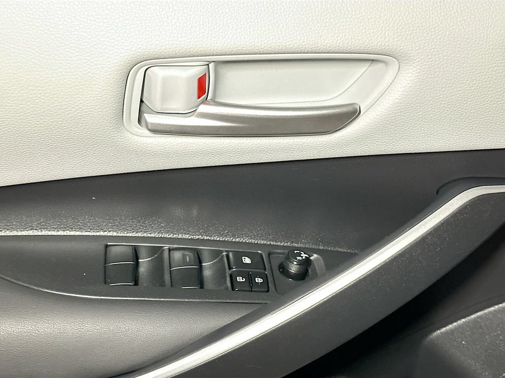 Used 2023 Toyota Corolla SE FWD image 15