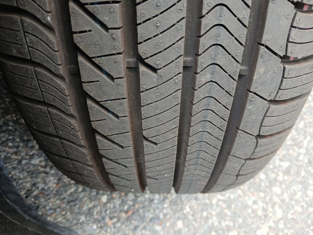 New 2025 Volkswagen GTI SE image 28