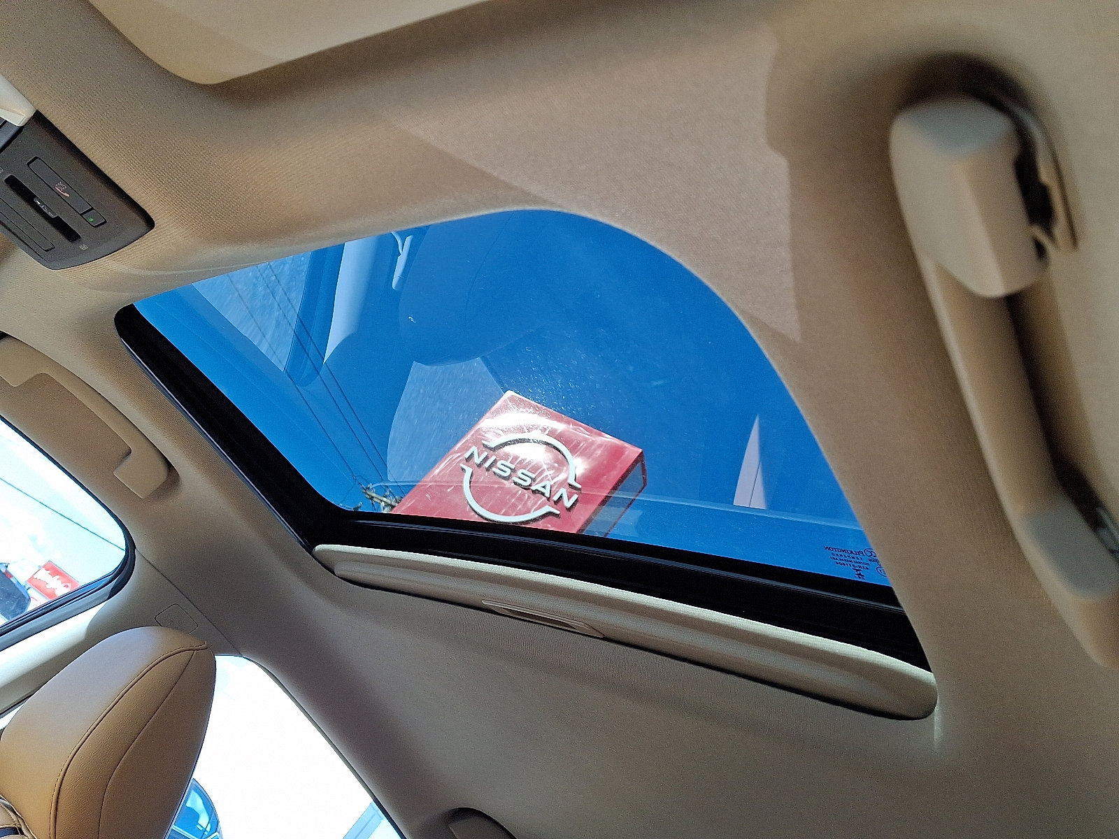 New 2025 Nissan Sentra SV w/ SV Premium Package image 10