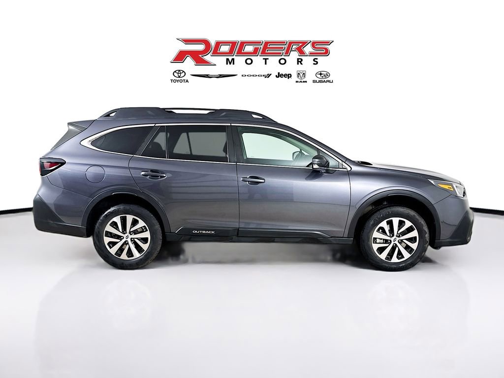 Certified 2022 Subaru Outback Premium image 8