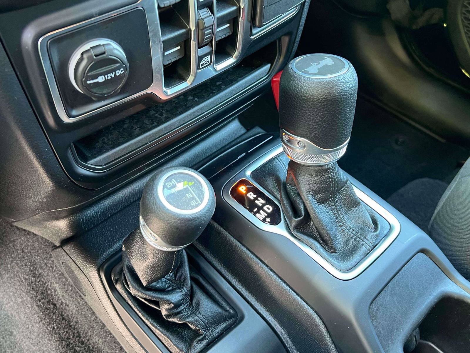 Used 2021 Jeep Wrangler Unlimited Sport AWD/4WD image 12