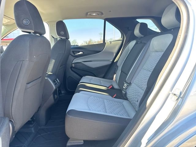 Used 2021 Chevrolet Equinox LS w/ LS Convenience Package image 14
