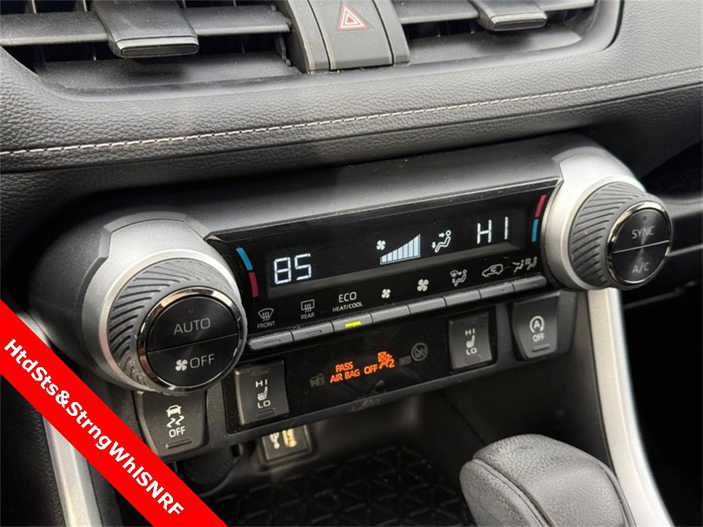 Used 2023 Toyota RAV4 XLE w/ Convenience Package image 28