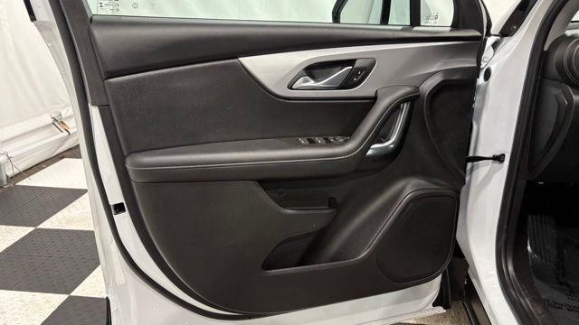 Used 2025 Chevrolet Blazer LT image 13