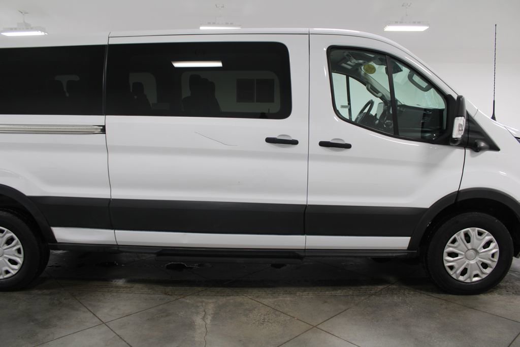 Used 2023 Ford Transit 350 XLT image 11
