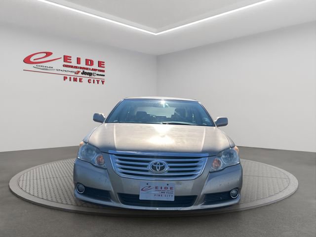 Used 2009 Toyota Avalon XLS image 10