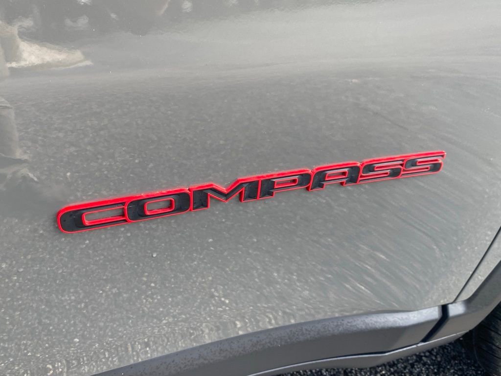 Used 2024 Jeep Compass Trailhawk image 18