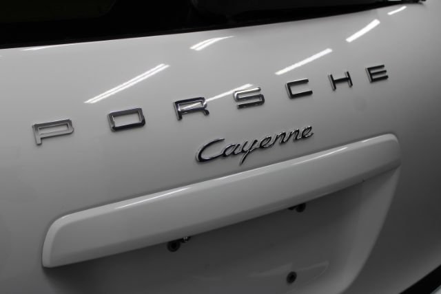 Used 2013 Porsche Cayenne AWD/4WD image 7