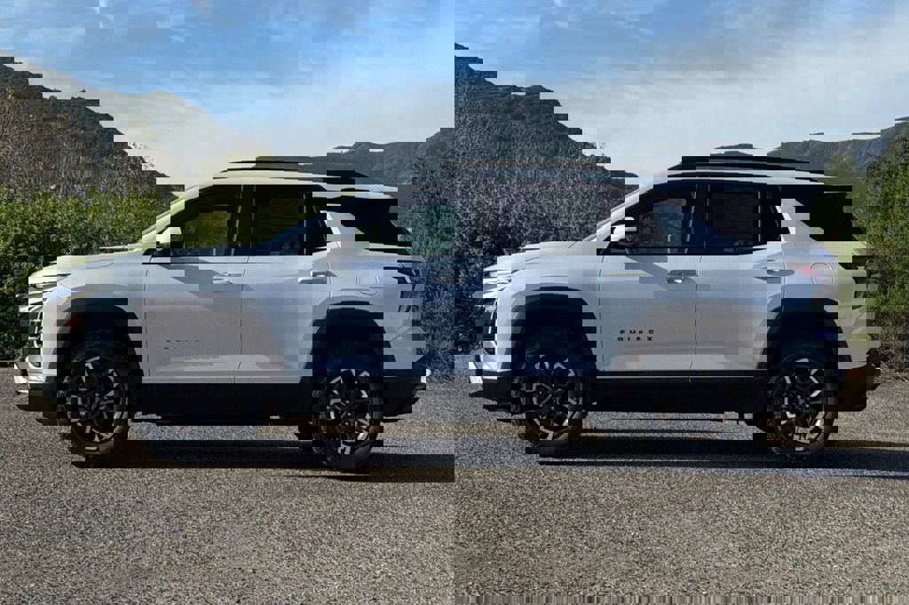 New 2026 Chevrolet Equinox ACTIV image 7