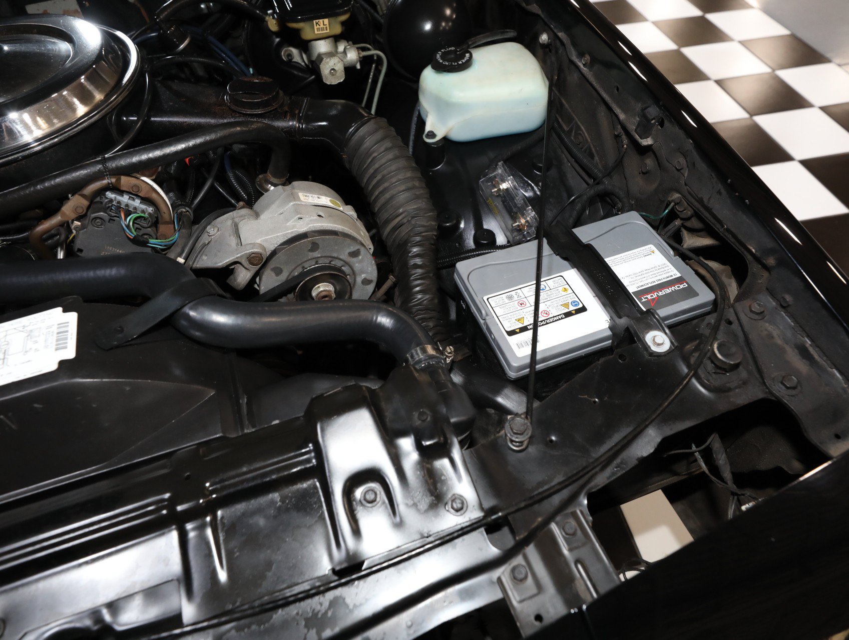 Used 1987 Oldsmobile Cutlass Supreme Salon RWD image 65