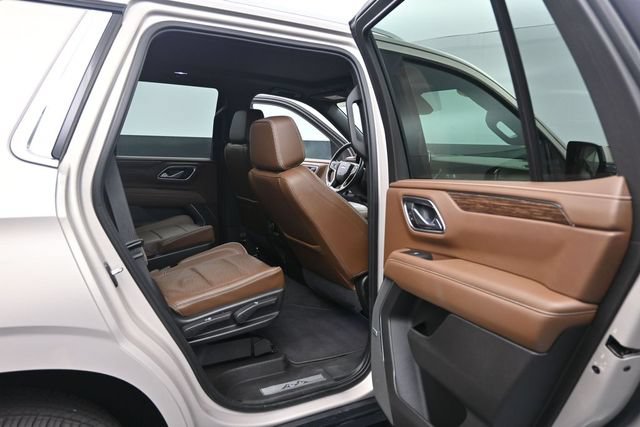 Used 2021 Chevrolet Tahoe High Country w/ Premium Package AWD/4WD image 47
