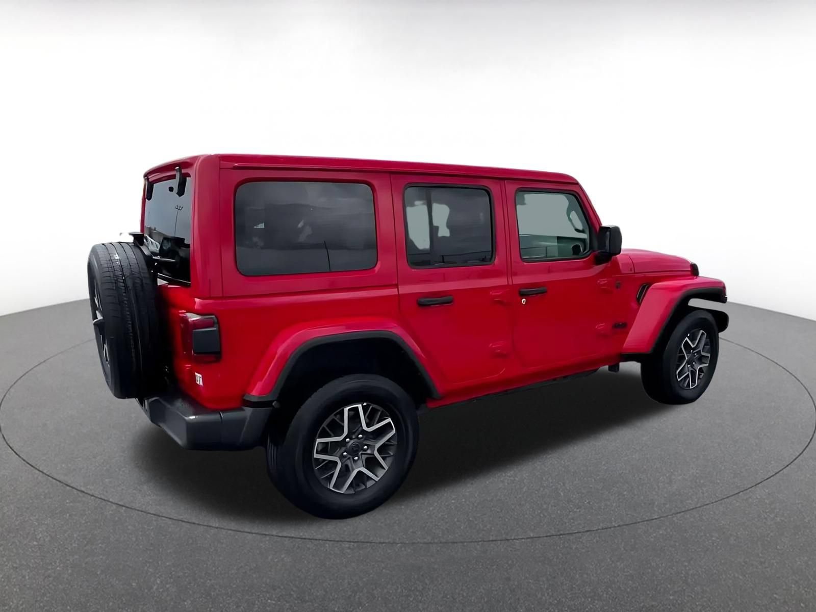Used 2025 Jeep Wrangler Unlimited Sahara AWD/4WD image 14