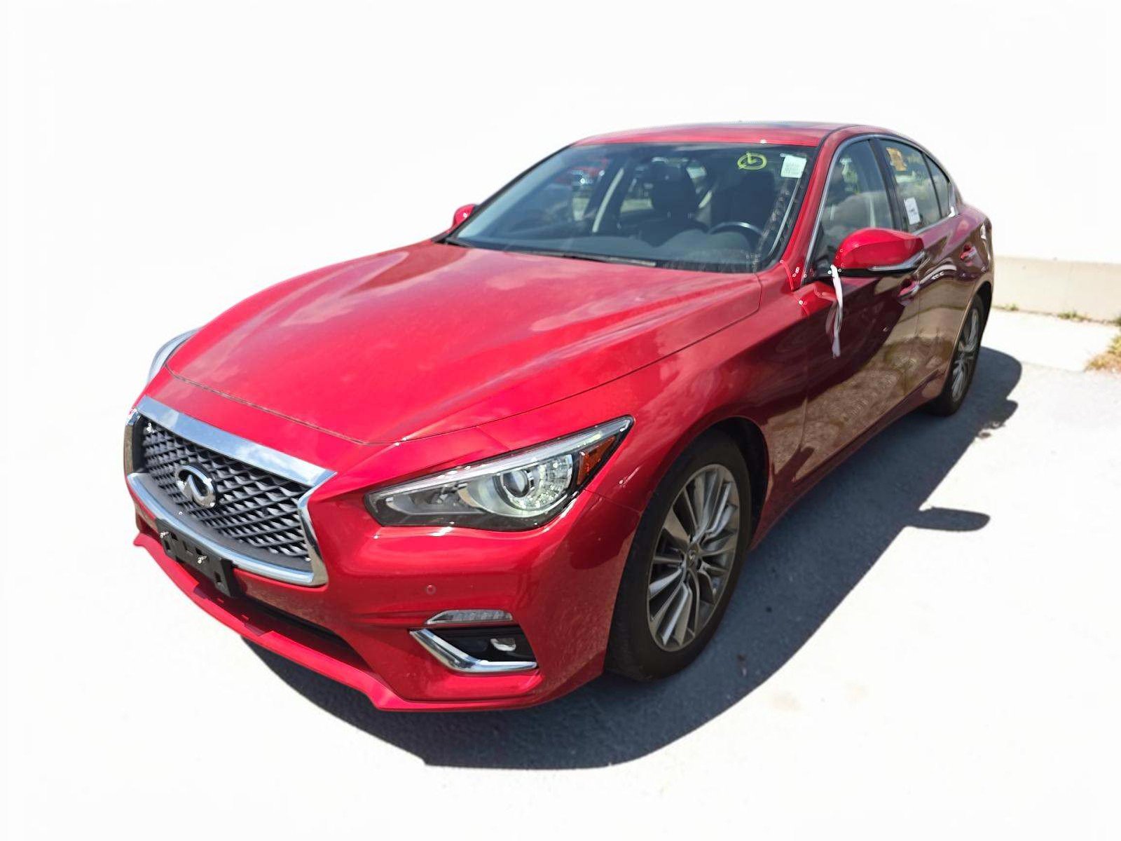 Used 2023 INFINITI Q50 Luxe AWD/4WD image 2