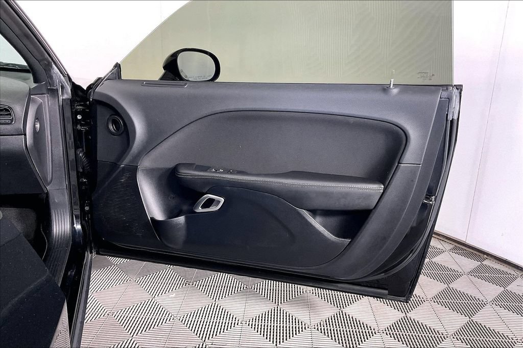 Used 2020 Dodge Challenger R/T RWD image 22