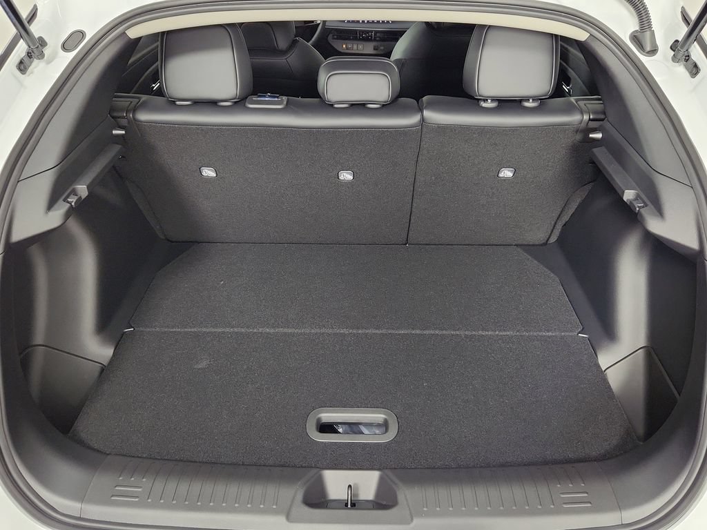 New 2026 Nissan Leaf SV+ w/ Floor Mat Package (SV+) FWD image 15