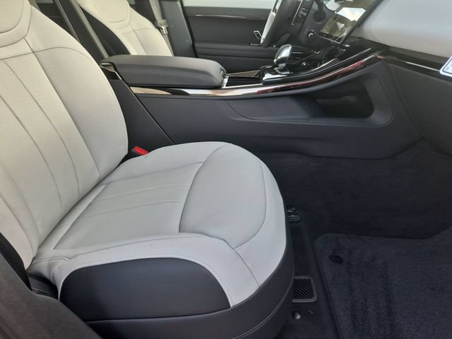 New 2026 Land Rover Range Rover Sport Dynamic SE AWD/4WD image 18