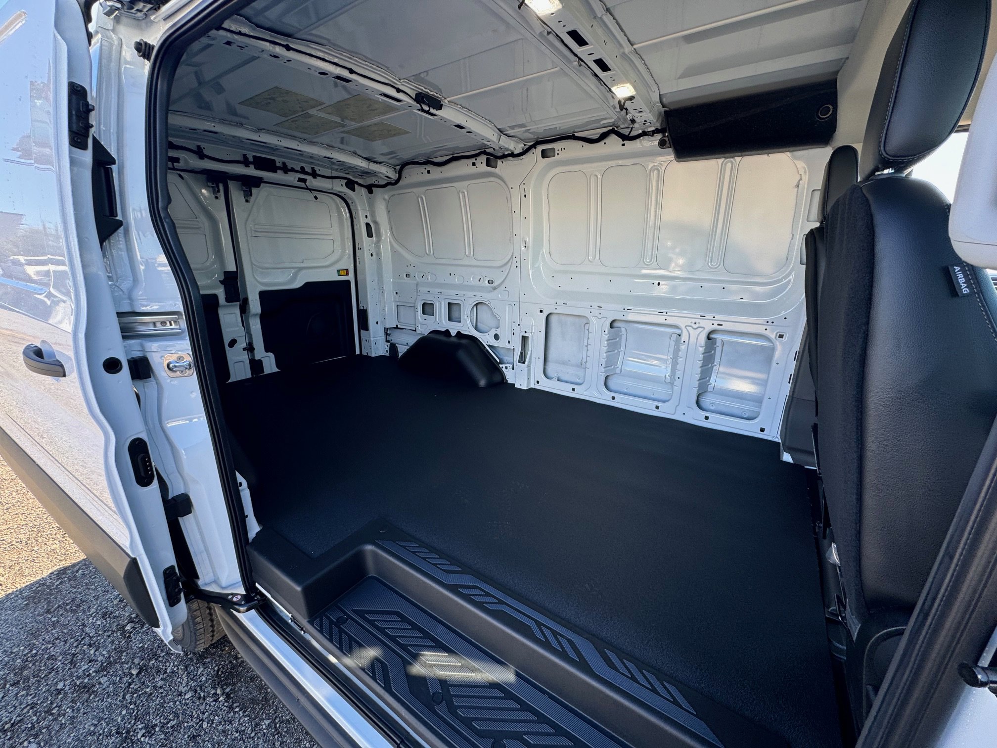 New 2026 Ford Transit 150 Low Roof image 7