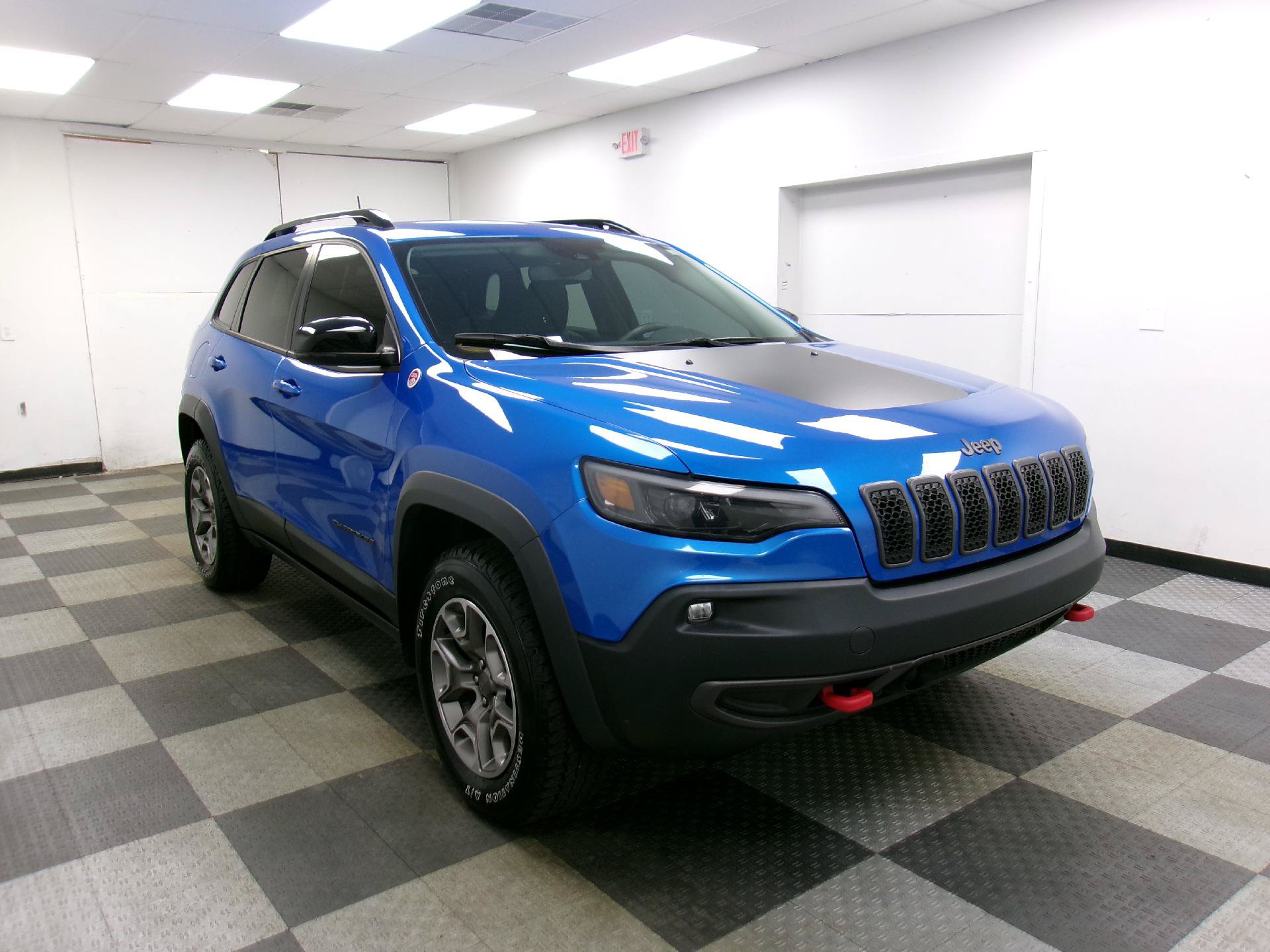 Used 2022 Jeep Cherokee Trailhawk AWD/4WD image 14